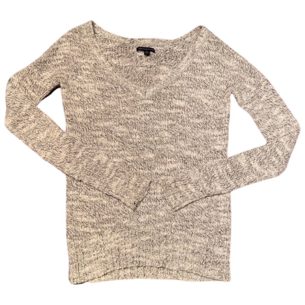 American Eagle outfitter womens knitted sweater with silver thread. Size. S